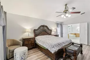 1901 Heartland Cir, Valrico, FL 33594 - Photo 19