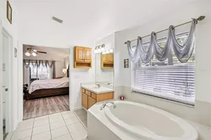 1901 Heartland Cir, Valrico, FL 33594 - Photo 31