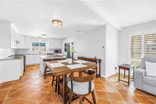 12475 4th St E, Treasure Island, FL 33706 - Photo 9