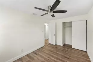 9346 89th Ave, Seminole, FL 33777 - Photo 9
