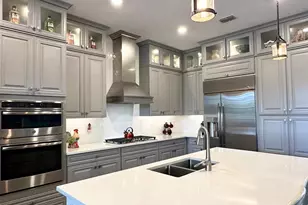 1802 5th St E, Palmetto, FL 34221 - Photo 25