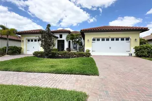 1802 5th St E, Palmetto, FL 34221 - Photo 9
