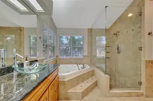 2839 Safe Harbor Dr, Tampa, FL 33618 - Photo 73