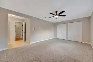 2839 Safe Harbor Dr, Tampa, FL 33618 - Photo 61