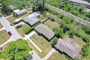 618 Oak Ridge Dr, Brandon, FL 33510 - Photo 33