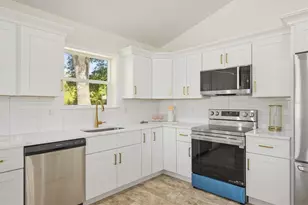 6510 E 23rd Ave, Tampa, FL 33619 - Photo 7