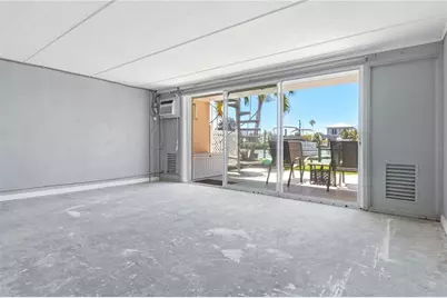12482 Capri Circle N, Treasure Island, FL 33706 - Photo 59