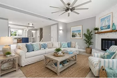 12482 Capri Circle N, Treasure Island, FL 33706 - Photo 23