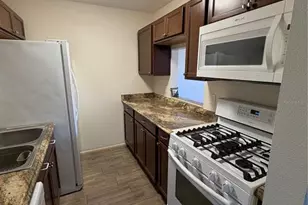 5967 Terrace Park Dr N, Saint Petersburg, FL 33709 - Photo 19