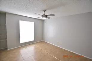 8605 Mallard Reserve Dr, Tampa, FL 33614 - Photo 27