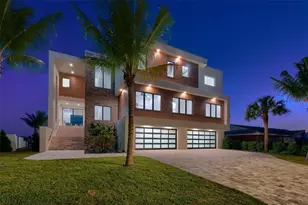 236 Howard Dr, Belleair Beach, FL 33786 - Photo 7