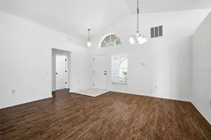 12501 Lake Vista Dr, Gibsonton, FL 33534 - Photo 11