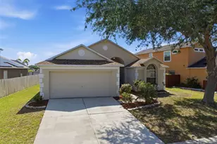 12501 Lake Vista Dr, Gibsonton, FL 33534 - Photo 3