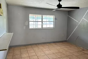 6329 11th St Ct E, Bradenton, FL 34203 - Photo 5