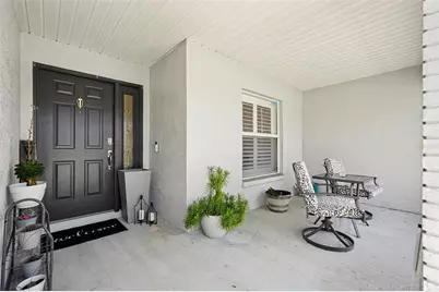 2333 Towering Oaks Circle, Seffner, FL 33584 - Photo 3