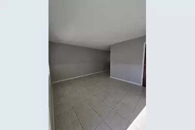 773 NE 9th Street #B, Crystal River, FL 34428 - Photo 3