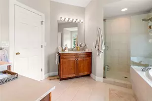 3519 Heards Ferry Dr, Tampa, FL 33618 - Photo 11