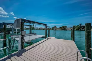 11800 7th St E, Treasure Island, FL 33706 - Photo 37