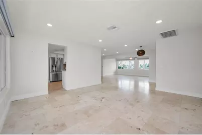 11800 7th Street E, Treasure Island, FL 33706 - Photo 7