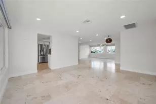 11800 7th St E, Treasure Island, FL 33706 - Photo 7