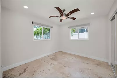 11800 7th Street E, Treasure Island, FL 33706 - Photo 23