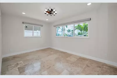 11800 7th Street E, Treasure Island, FL 33706 - Photo 21