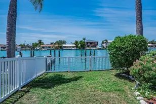 11800 7th St E, Treasure Island, FL 33706 - Photo 31