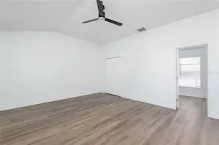 4002 Quail Briar Dr, Valrico, FL 33596 - Photo 11