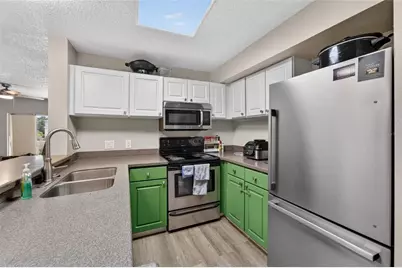 115 112th Avenue NE #406, Saint Petersburg, FL 33716 - Photo 13