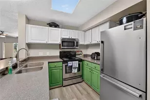 115 112th Ave NE, Saint Petersburg, FL 33716 - Photo 13
