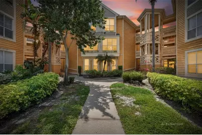 115 112th Avenue NE #406, Saint Petersburg, FL 33716 - Photo 1