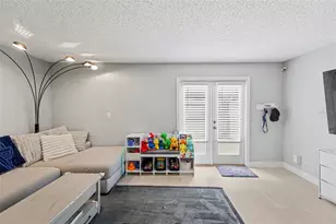 1819 Clearbrooke Dr, Clearwater, FL 33760 - Photo 9