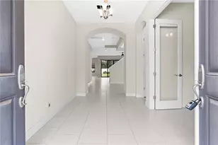 13830 Moonstone Canyon Dr, Riverview, FL 33579 - Photo 3