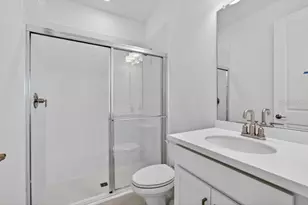 35090 Emberview Dr, Zephyrhills, FL 33541 - Photo 13