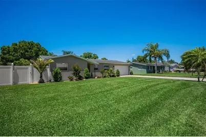 29752 69th Way N, Clearwater, FL 33761 - Photo 5