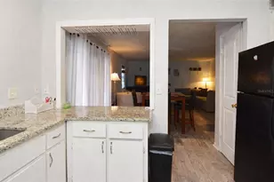 3873 Pompano Dr SE, Saint Petersburg, FL 33705 - Photo 11