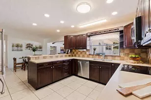 6477 33rd Ave N, Saint Petersburg, FL 33710 - Photo 9