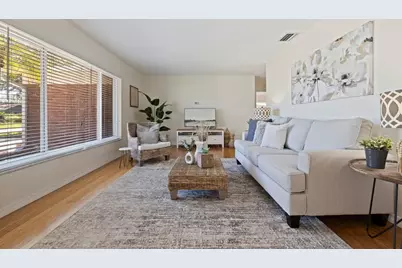 6477 33rd Avenue N, Saint Petersburg, FL 33710 - Photo 5