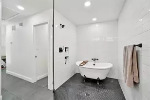 3007 N Woodrow Ave, Tampa, FL 33603 - Photo 19