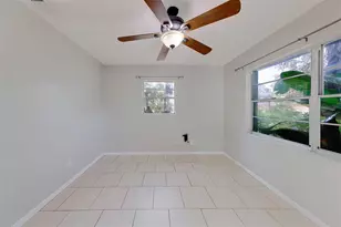 1109 E Rohe St, Tarpon Springs, FL 34689 - Photo 27