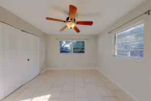 1109 E Rohe St, Tarpon Springs, FL 34689 - Photo 21