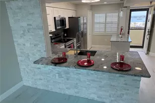 2530 Gary Cir, Dunedin, FL 34698 - Photo 7