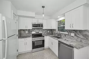 7691 Coquina Way, Saint Pete Beach, FL 33706 - Photo 11