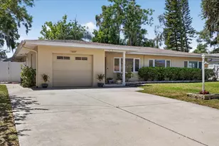 3067 Kapok Kove Dr, Clearwater, FL 33759 - Photo 3