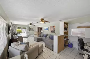 3067 Kapok Kove Dr, Clearwater, FL 33759 - Photo 17