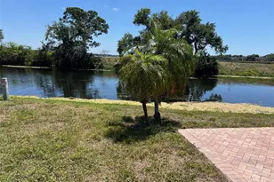 13225 101st St, Largo, FL 33773 - Photo 7