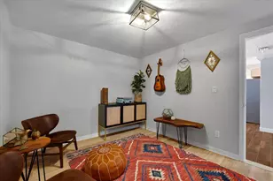 5700 Harding Blvd NE, Saint Petersburg, FL 33703 - Photo 13