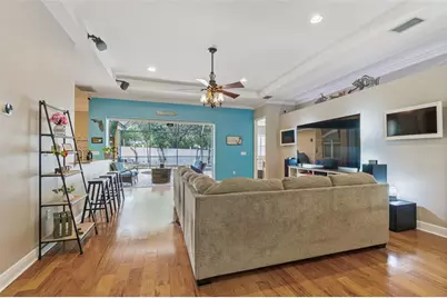 360 Liam Avenue, Tarpon Springs, FL 34689 - Photo 15