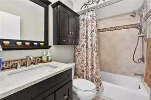 2691 Sabal Springs Cir, Clearwater, FL 33761 - Photo 15