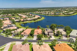 4922 Sapphire Sound Dr, Wimauma, FL 33598 - Photo 57
